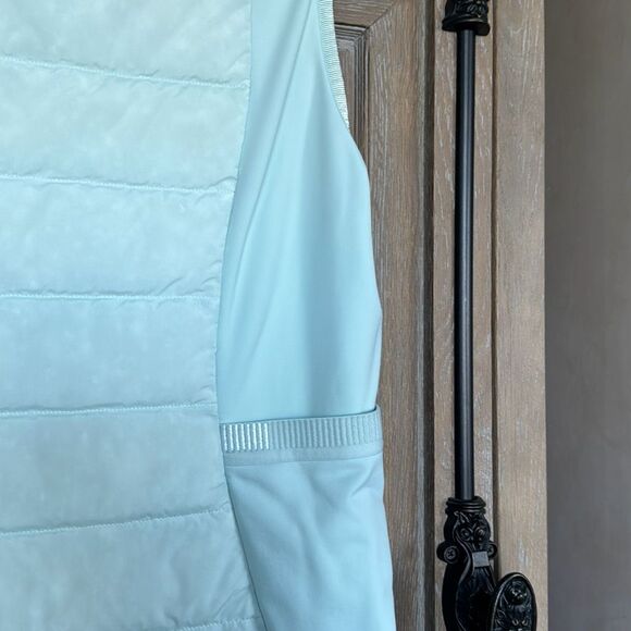 Lululemon Athletica Light Blue Vest - Picture 11 of 11
